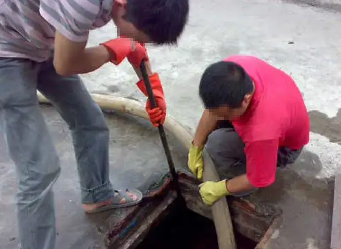 无为清理隔油池工程施工时需留意哪些注意事项